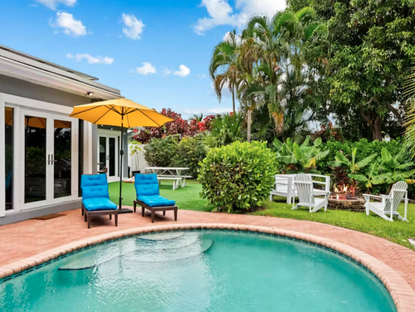 Luxurious Fort Lauderdale River Access with Heated Pool & Kayaks
